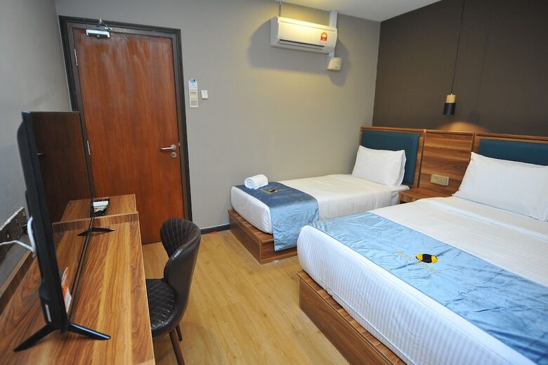 Skye Hotel