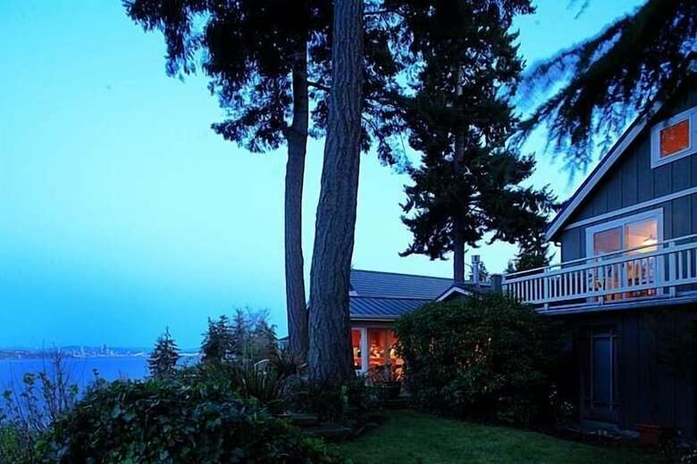 Skiff Point Guest House