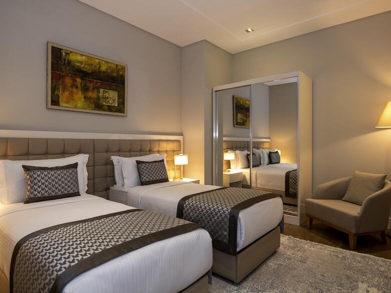 Hotel M�venpick Living Istanbul West