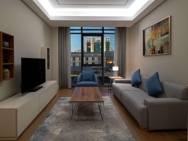 Hotel M�venpick Living Istanbul West