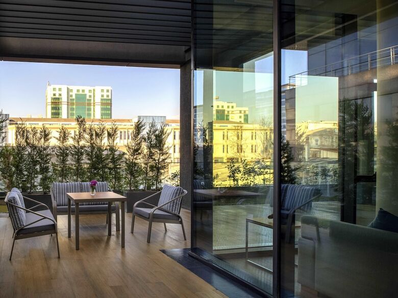 Hotel M�venpick Living Istanbul West