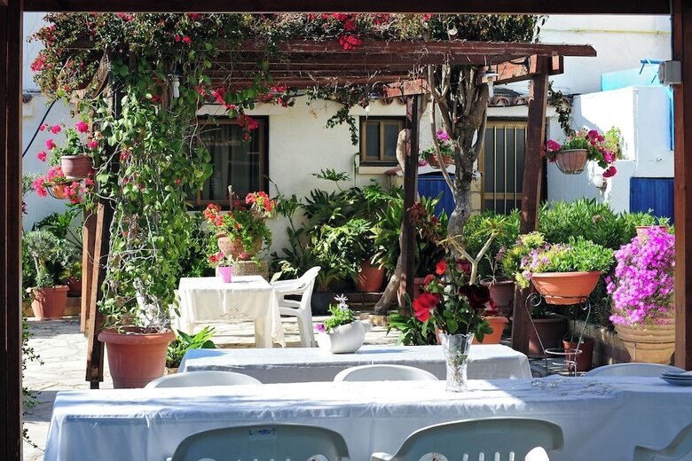 Room-one Bedroom Apartment In Paphos