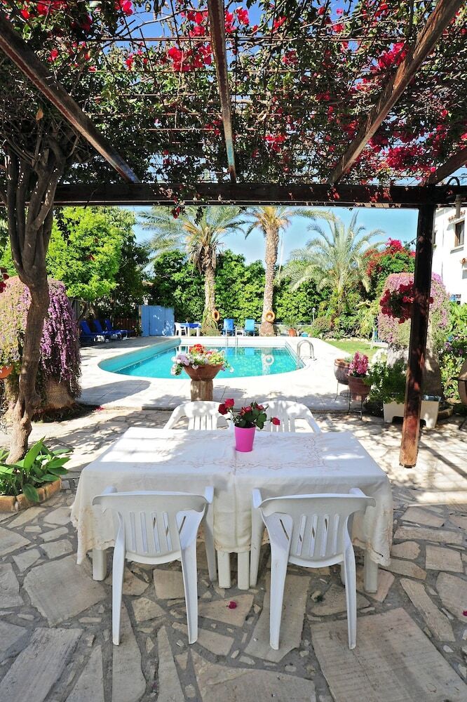 Room-one Bedroom Apartment In Paphos