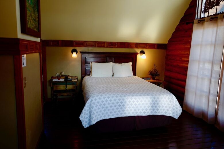 Hotel Sumas Mountain Lodge