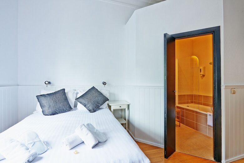 Hotel H�tel Les Ecrins