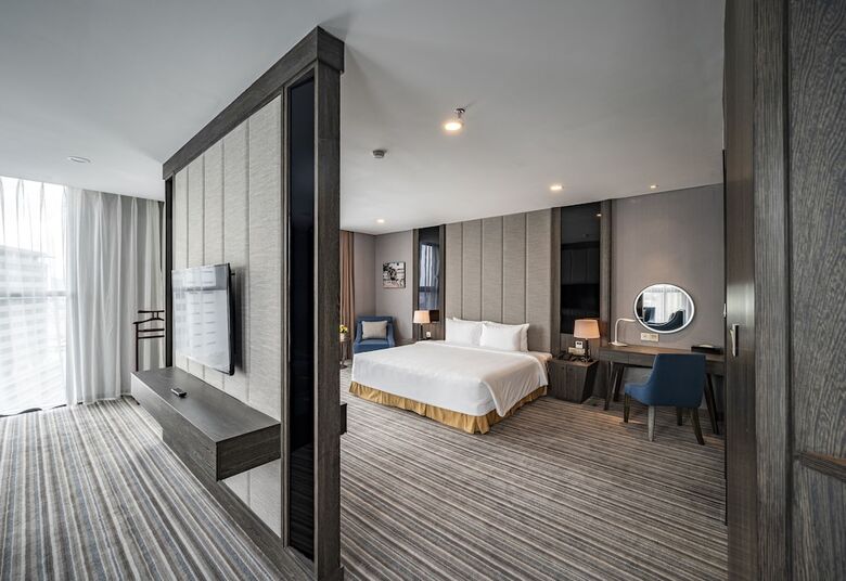 Muong Thanh Luxury Saigon Hotel