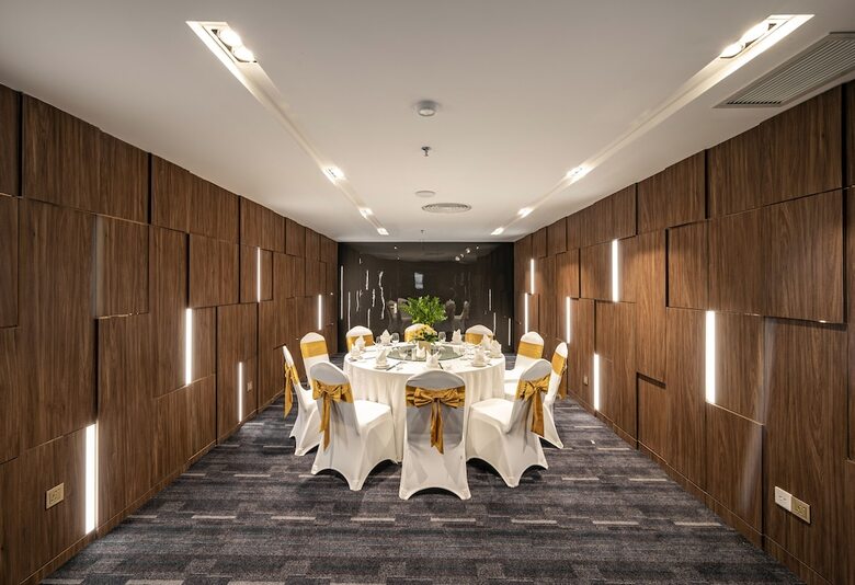 Muong Thanh Luxury Saigon Hotel