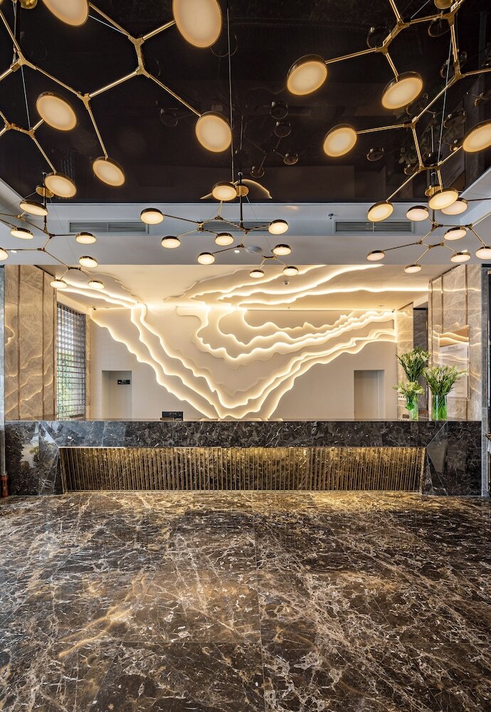 Muong Thanh Luxury Saigon Hotel