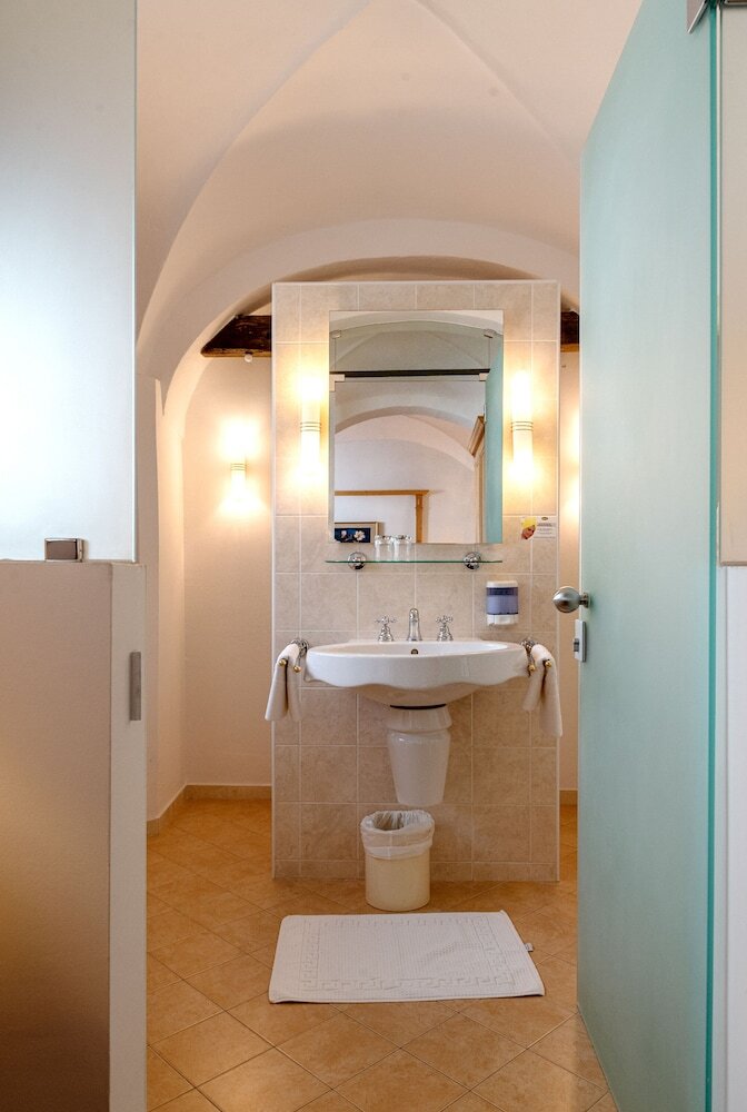 Hotel Goldenes R�ssl