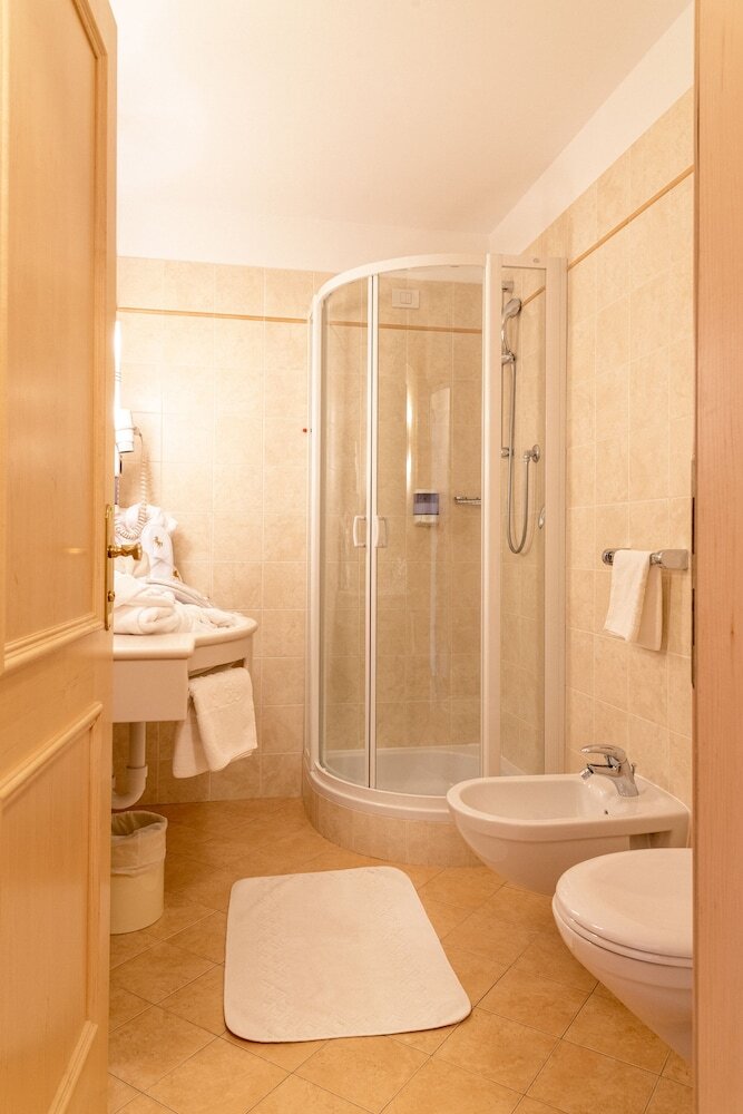 Hotel Goldenes R�ssl