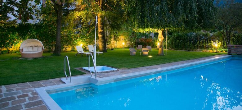 Hotel Goldenes R�ssl