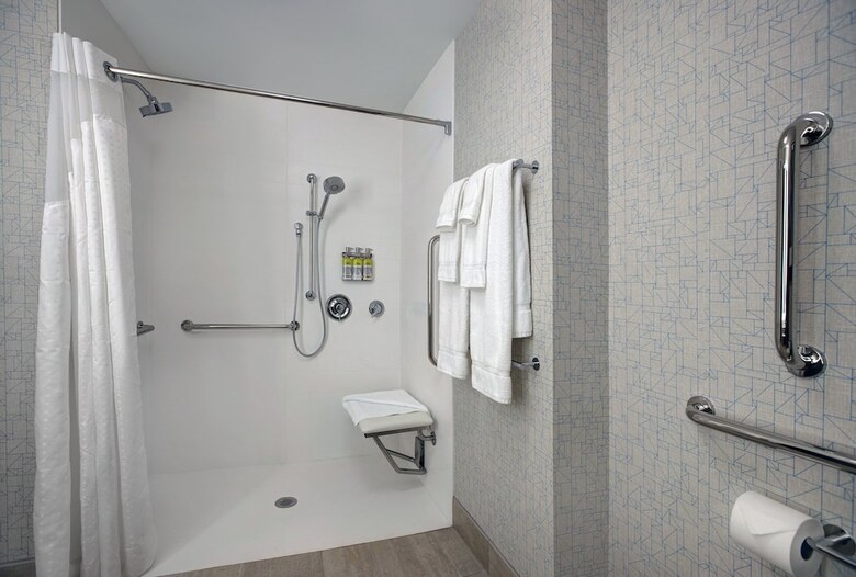 Hotel Holiday Inn Express Milwaukee Downtown By Ihg