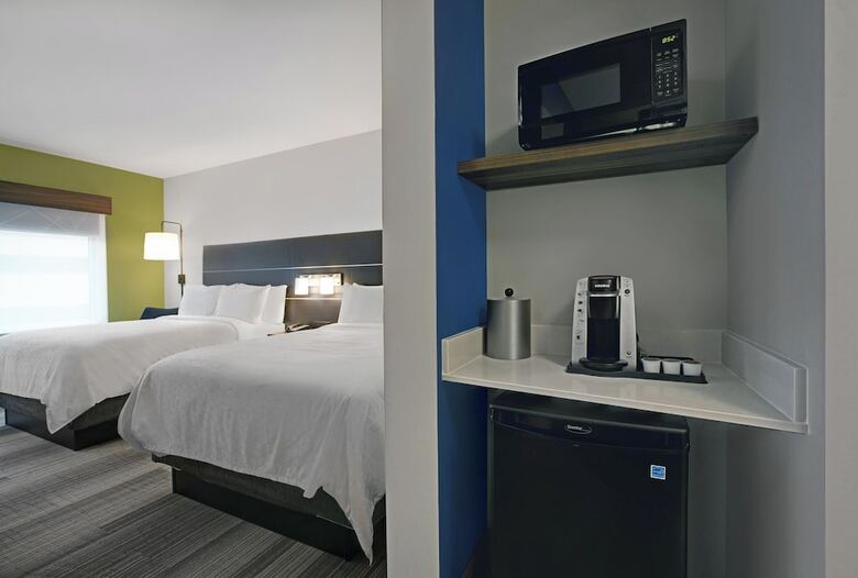 Hotel Holiday Inn Express Milwaukee Downtown By Ihg