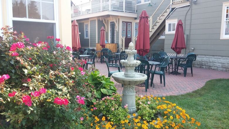 Island Guest House B&B