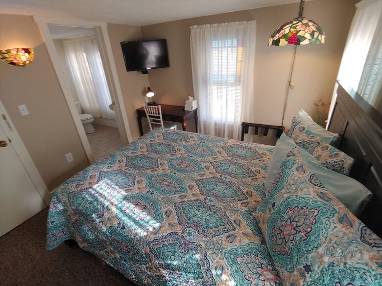 Island Guest House B&B