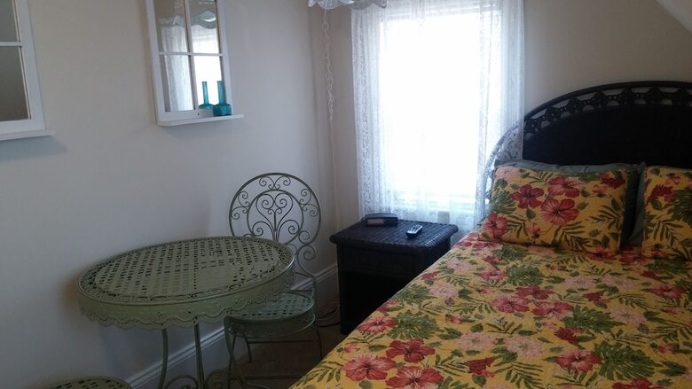 Island Guest House B&B