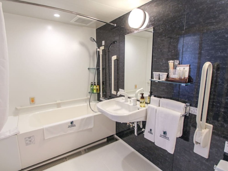 Hotel Livemax Osaka Kadoma