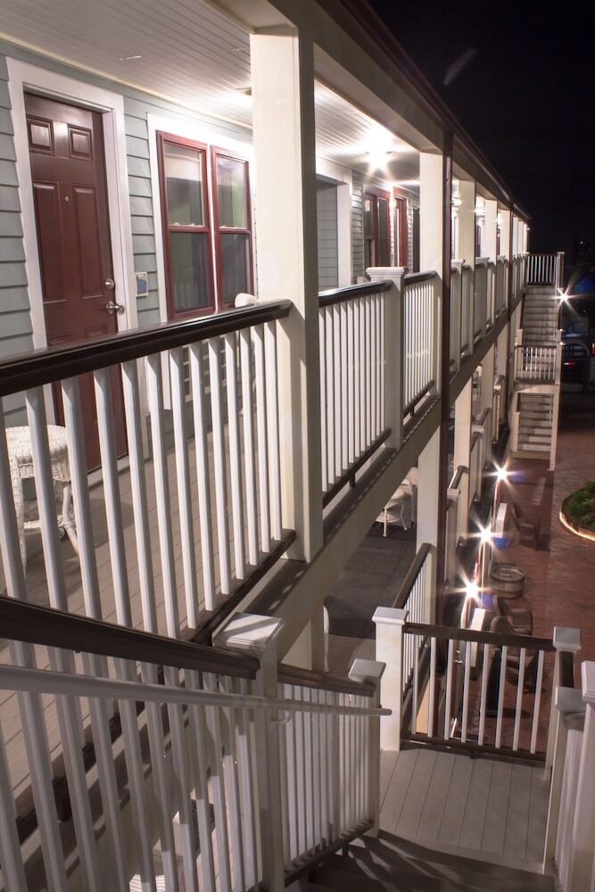 Mv Surfside Hotel