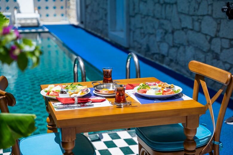 Dam Hotel Lara