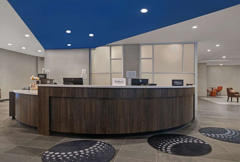 Hotel Home2 Suites By Hilton Milwaukee Downtown