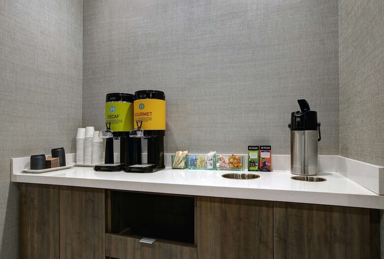 Hotel Home2 Suites By Hilton Milwaukee Downtown