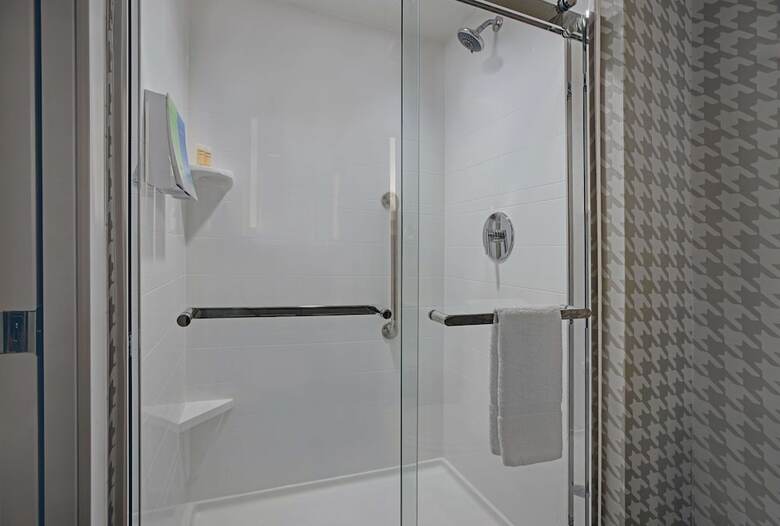 Hotel Home2 Suites By Hilton Milwaukee Downtown