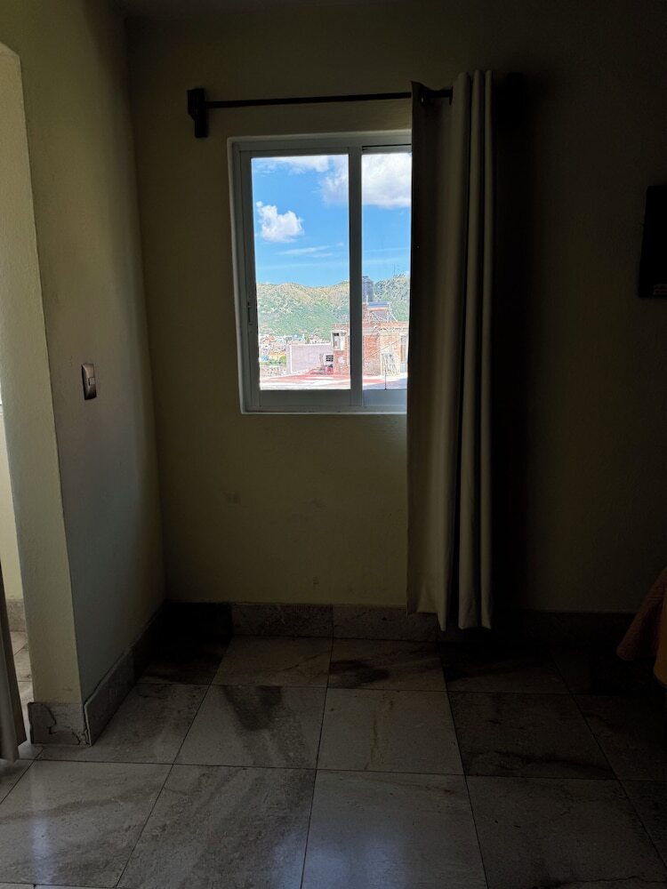 La Vista Hotel