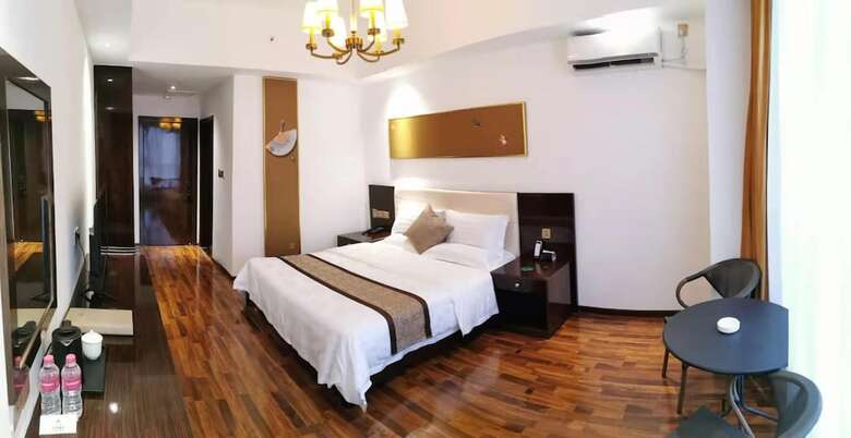 Royal Meihao Hotel