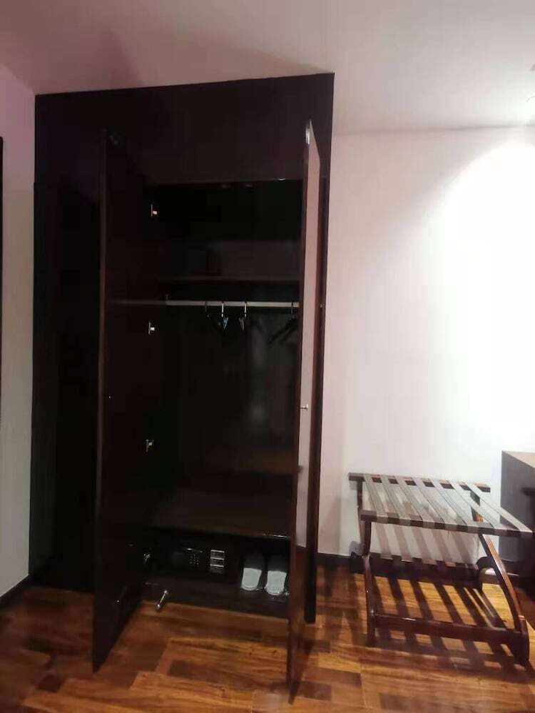 Royal Meihao Hotel