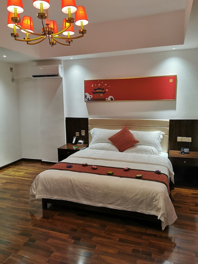 Royal Meihao Hotel