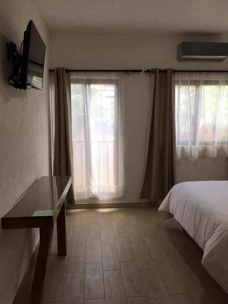Hotel Concierge Flor Y Canto