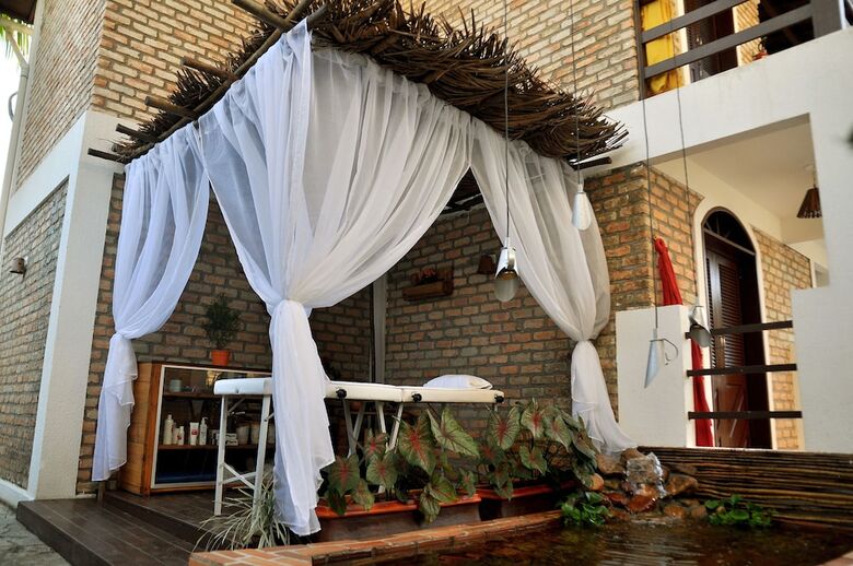 Aparthotel Oxente Travel