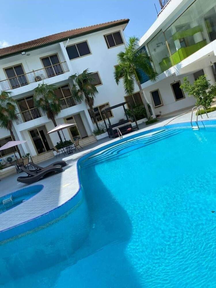 Aparthotel Peach View Hotel And Apartments.