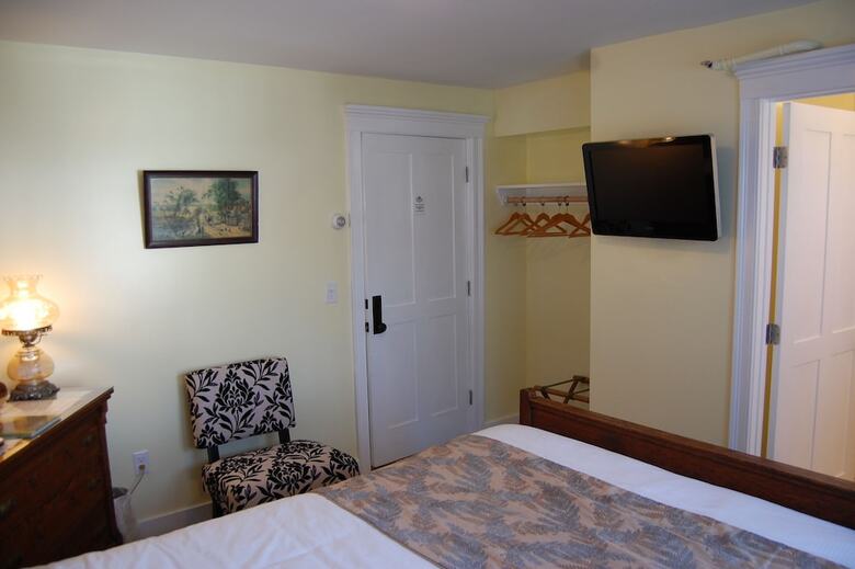 Hotel Cranmore Inn