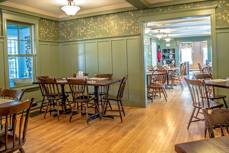 Hotel Cranmore Inn