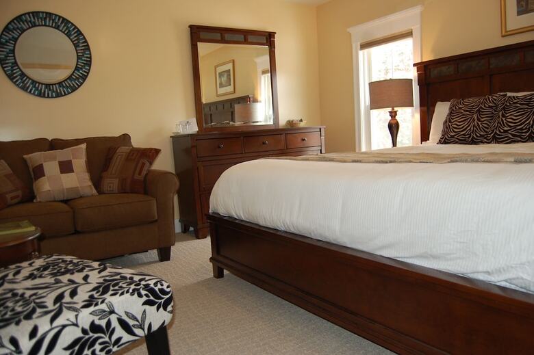 Hotel Cranmore Inn