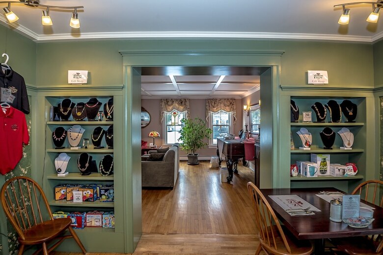 Hotel Cranmore Inn