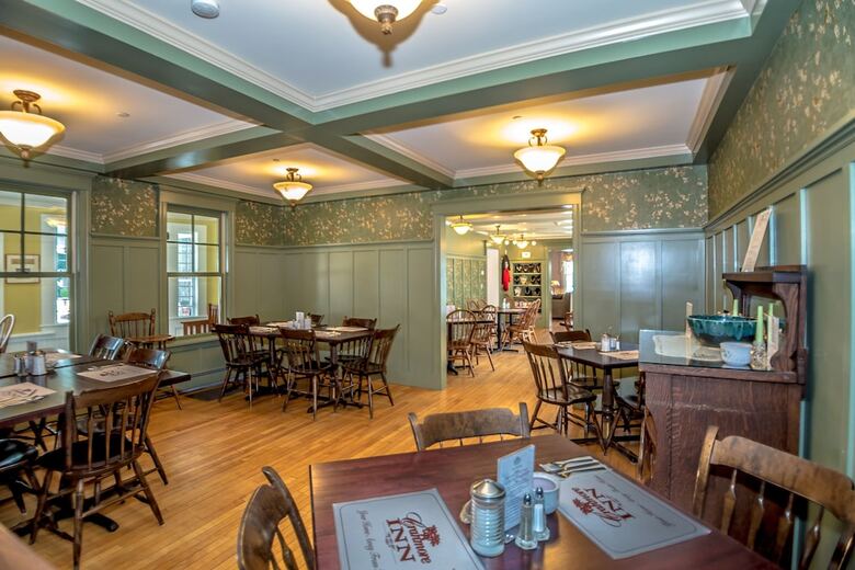 Hotel Cranmore Inn