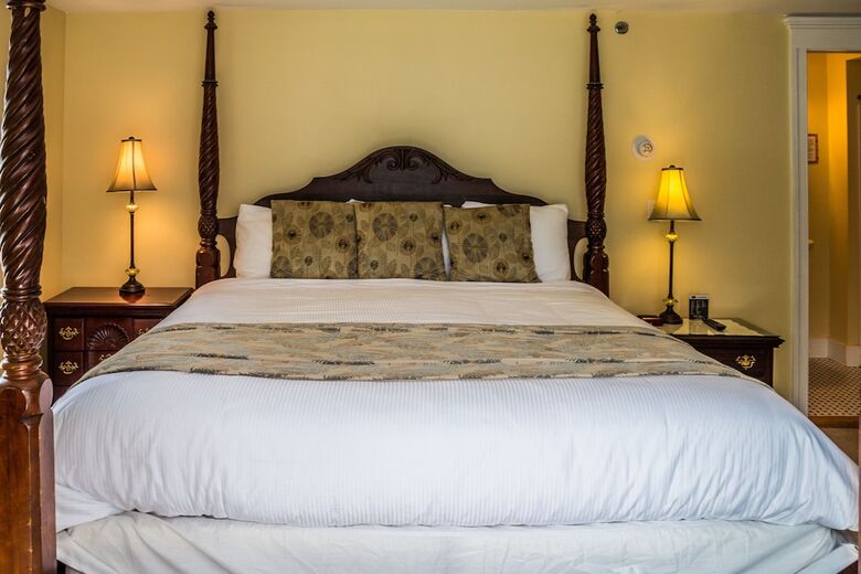 Hotel Cranmore Inn