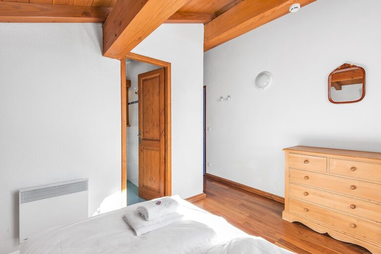 Hotel Chalet Oliver By Skinetworks