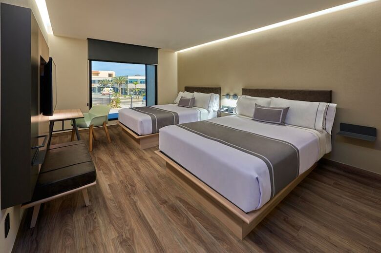 Hotel City Express Plus By Marriott Mazatl�n