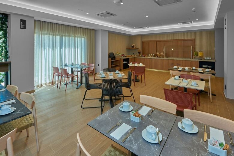 Hotel City Express Plus By Marriott Mazatl�n