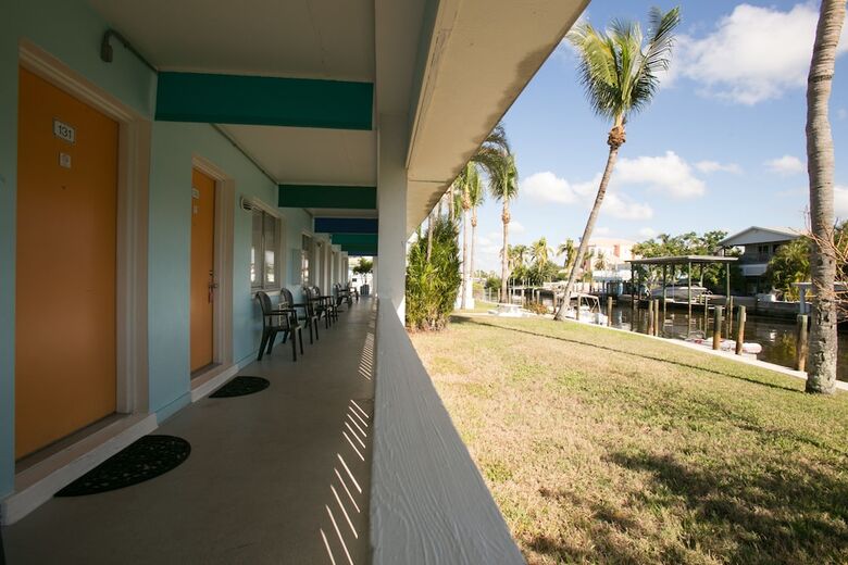 Hotel Matanzas Inn Bayside Resort And Marina