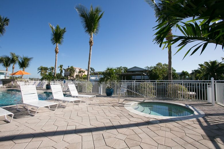 Hotel Matanzas Inn Bayside Resort And Marina
