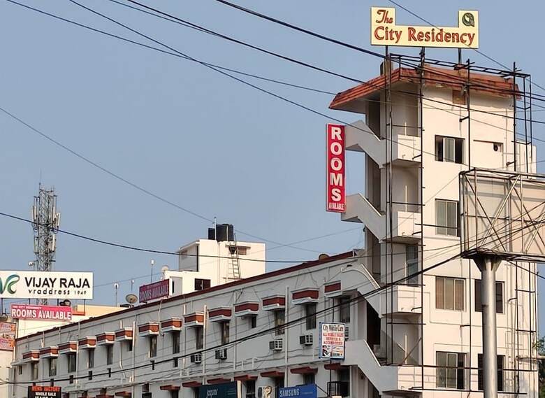 Hotel The City Residency