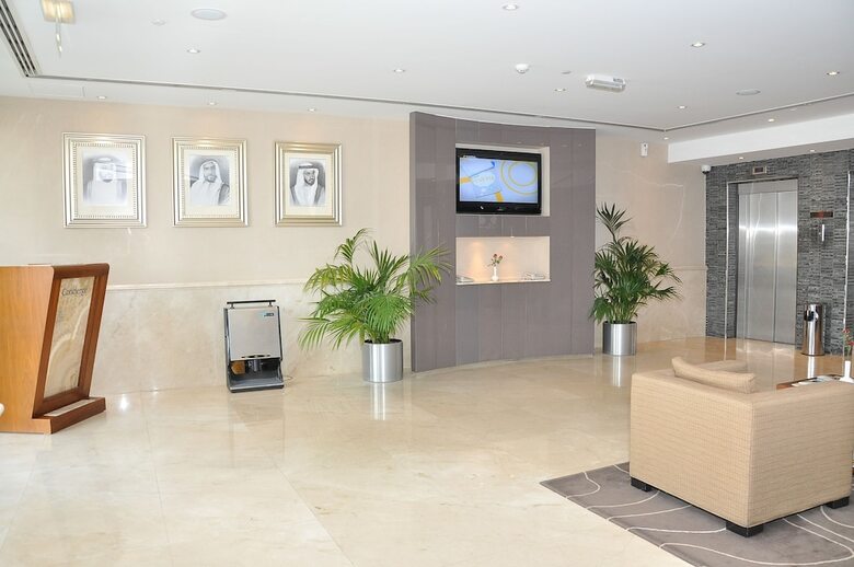 Phoenix Plaza Hotel Apartments
