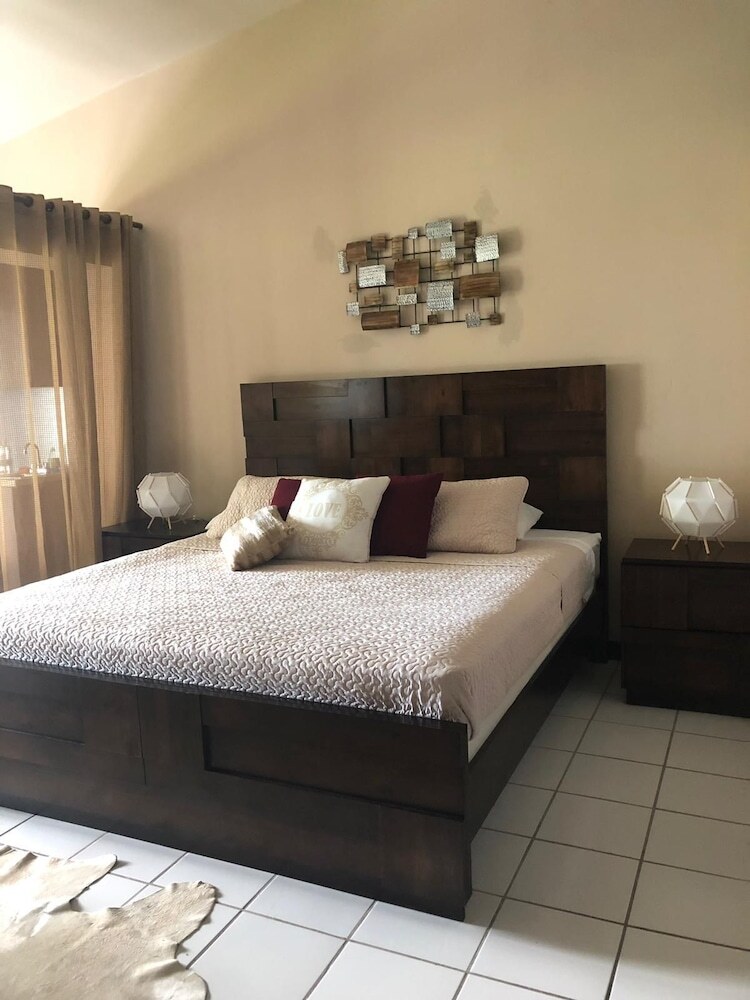 Hotel Mountain And Ocean View Lodge