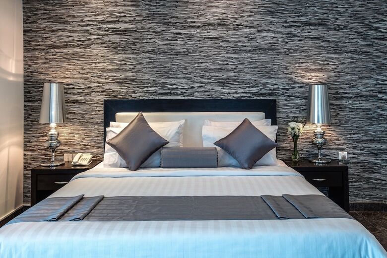Aparthotel Loumage Hotel & Suites