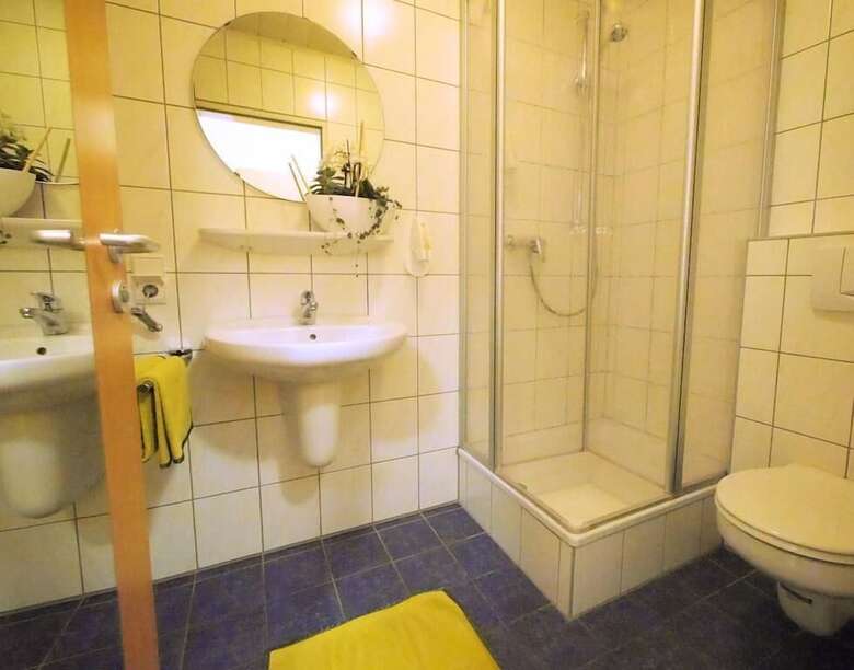 Hotel Boardinghouse H�hn