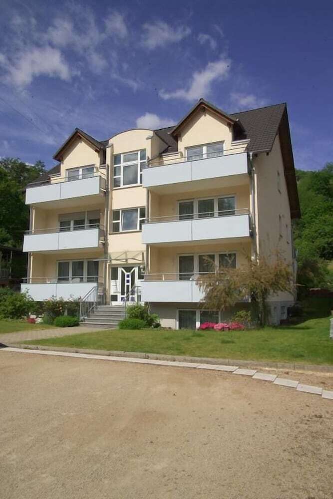 Hotel Boardinghouse H�hn